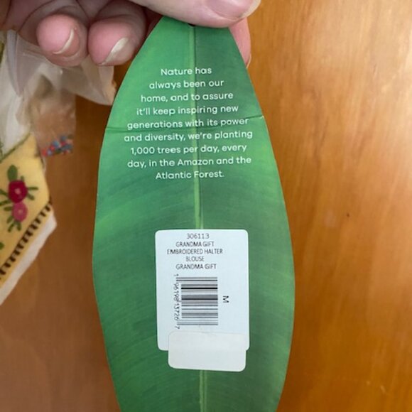 Farm Rio Granoma Gift Embroidered Halter Top, New with Tags (NWT), Size Medium - Picture 3 of 5
